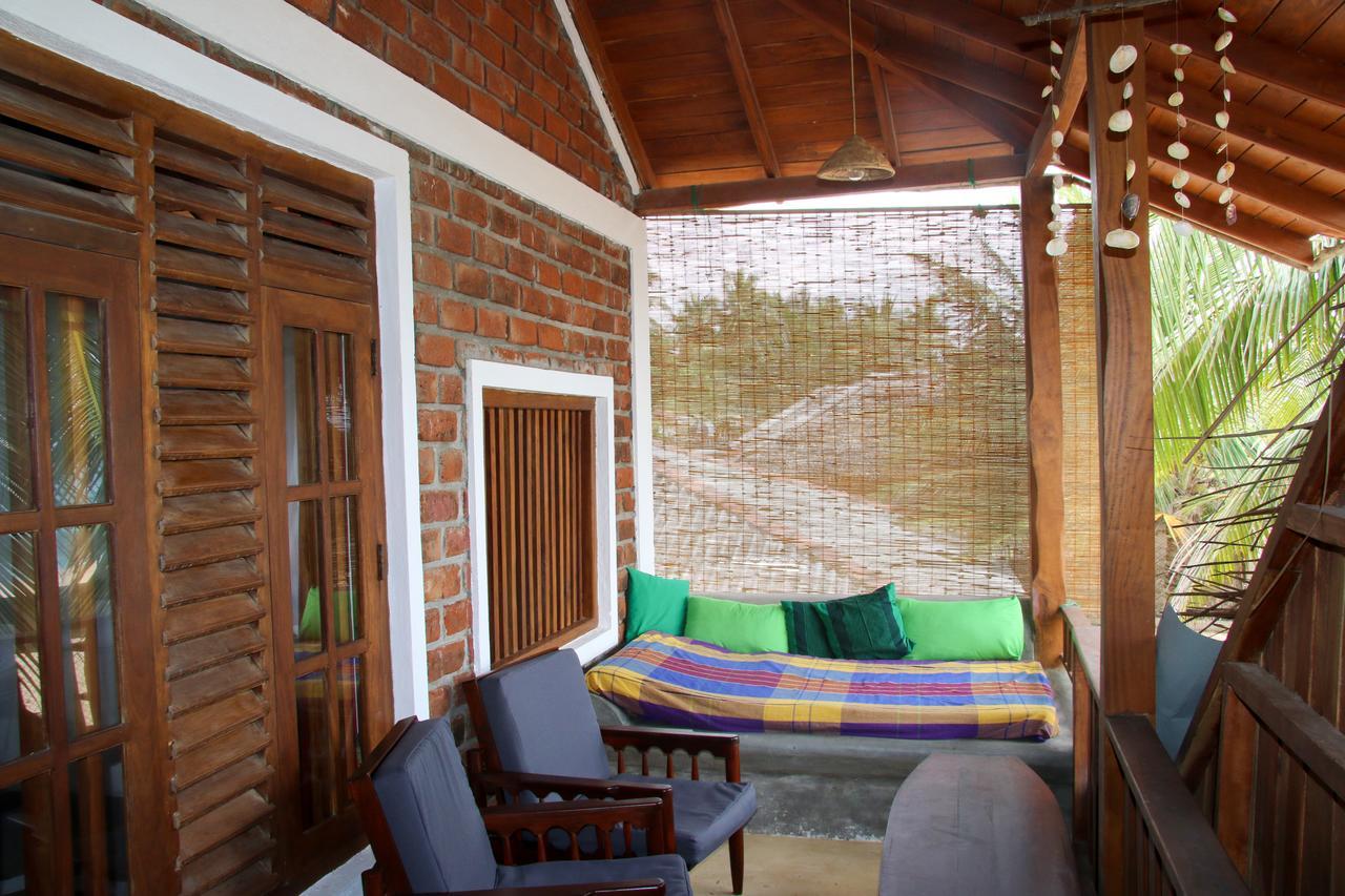 Shiva'S Beach Cabanas Tangalle Eksteriør bilde
