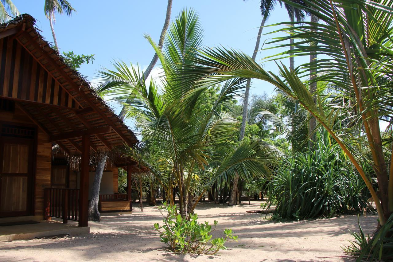 Shiva'S Beach Cabanas Tangalle Eksteriør bilde