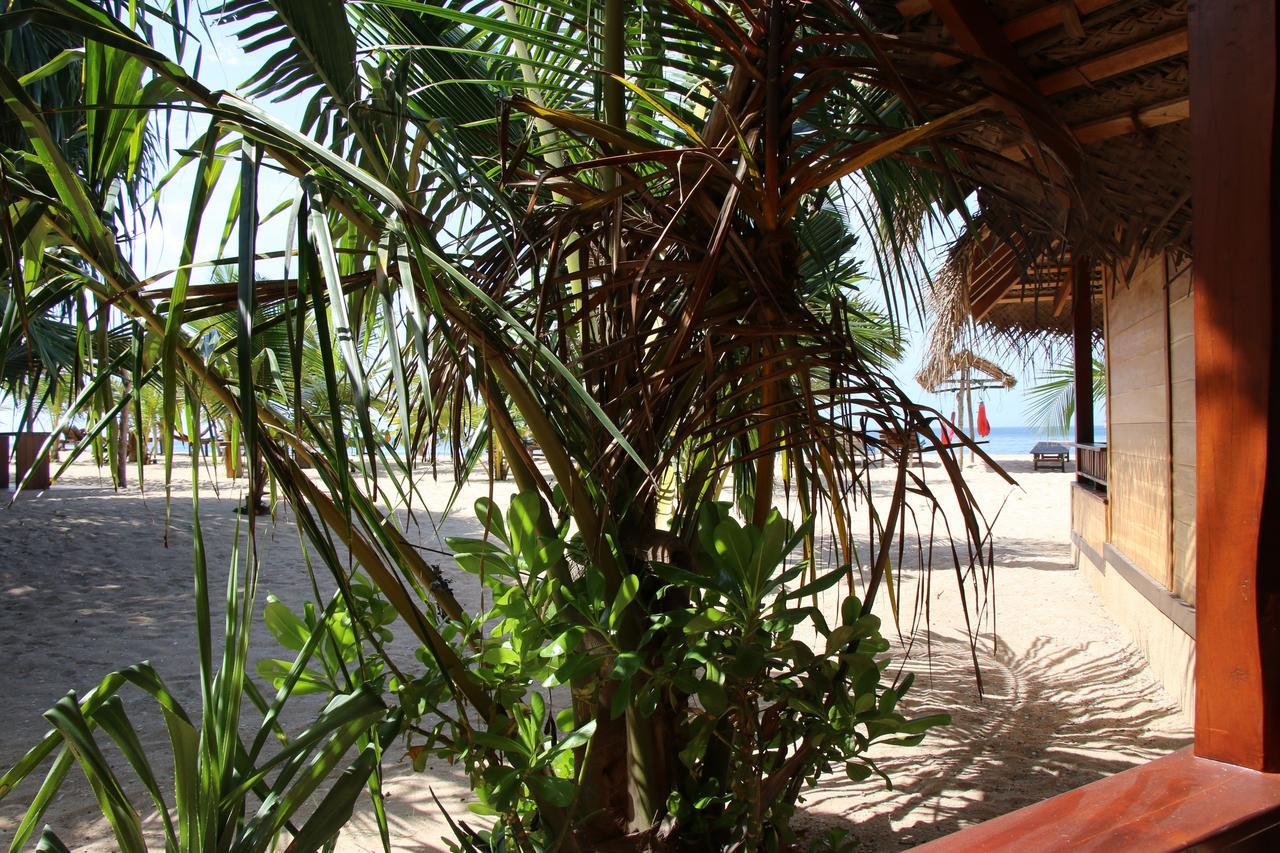 Shiva'S Beach Cabanas Tangalle Eksteriør bilde