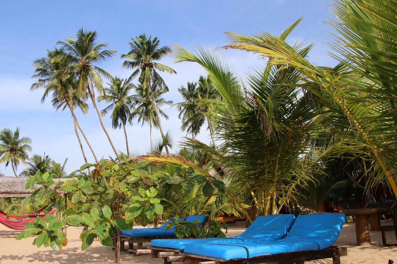 Shiva'S Beach Cabanas Tangalle Eksteriør bilde