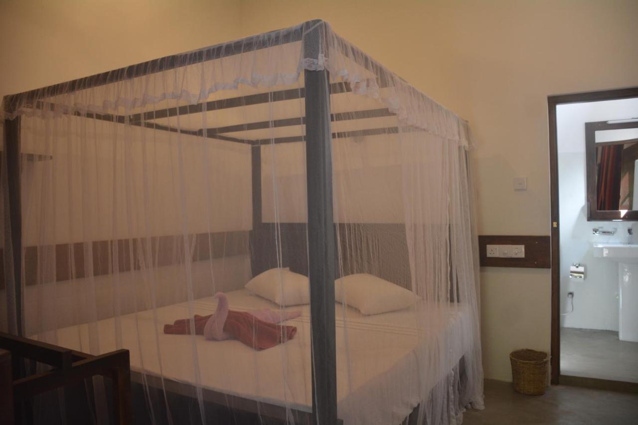 Shiva'S Beach Cabanas Tangalle Eksteriør bilde